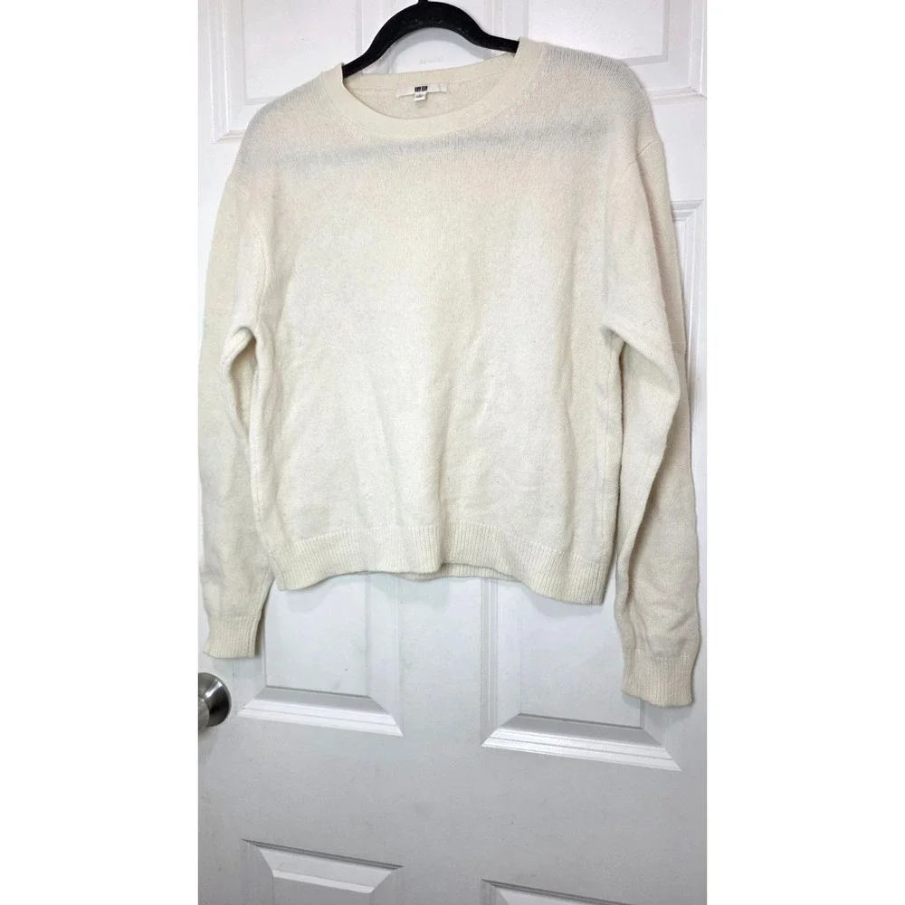 Uniqlo Women's M Beige Indie‎ Preppy Glam100% Wool Crewneck Sweater